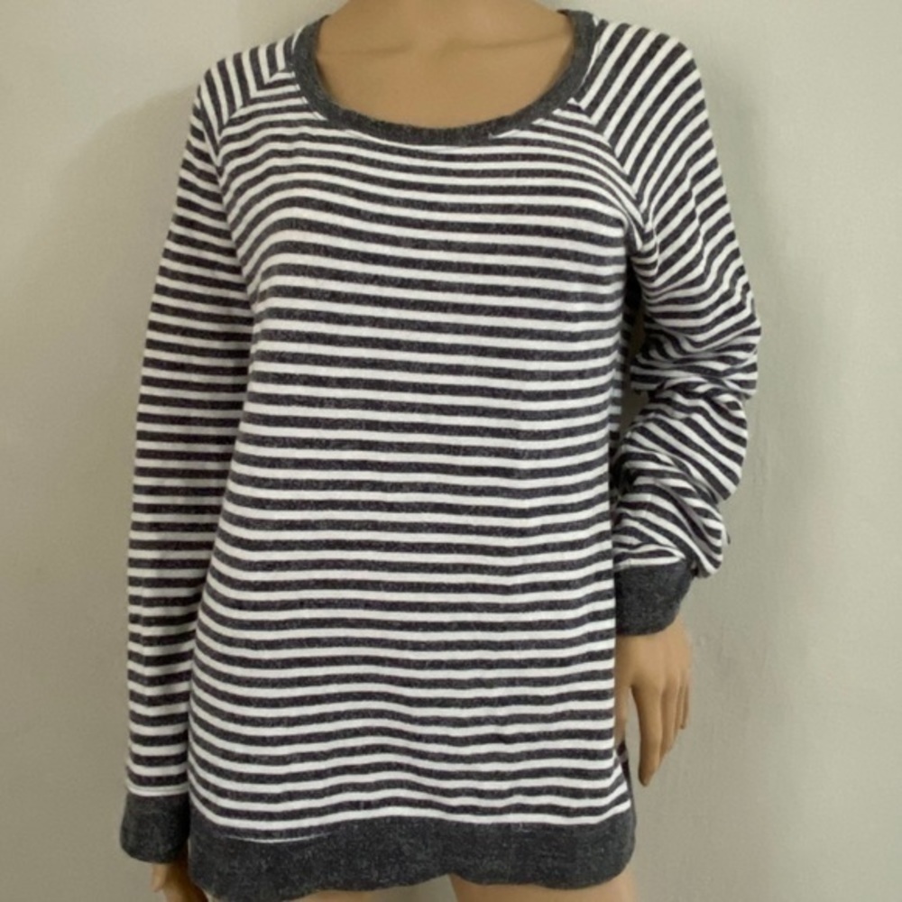 Bobbie brooks sweatshirt size L